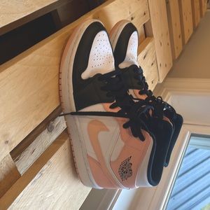 LIGHT PINK NIKE Jordan’s Woman’s size 9!